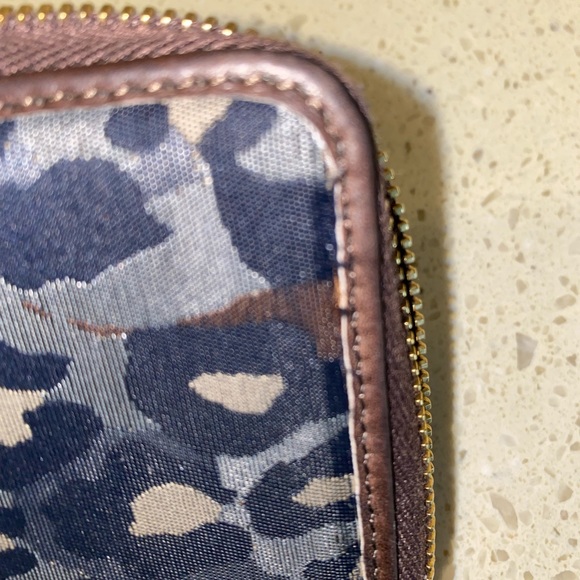 Roberto Cavalli animal print full size wallet - Picture 5 of 13